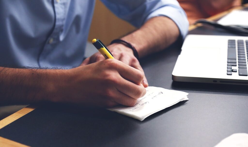 看護師の職場見学で定時退勤者の人数はどれくらい確認すべき？